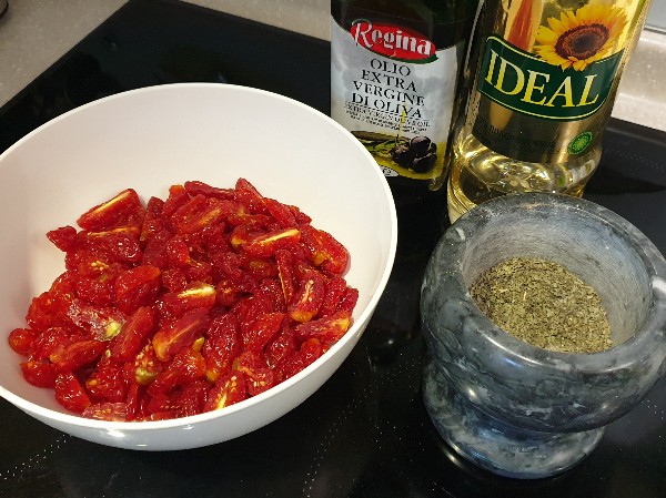Pomodori secchi, или снова вяленые помидоры
