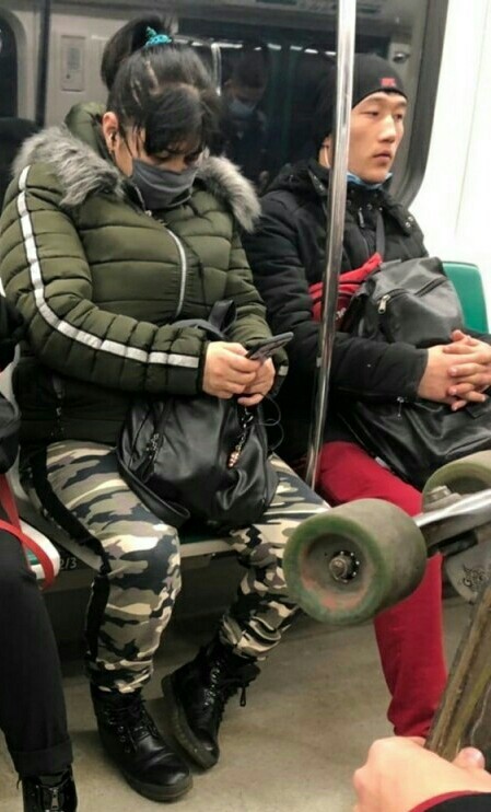 Свежая подборка модников из российского метрополитена