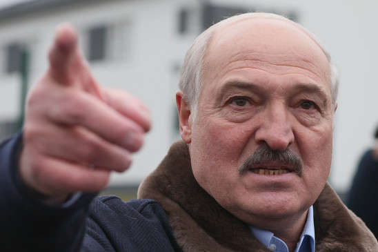 Лукашенко назвал чеченцев организаторами доставки мигрантов к границе
