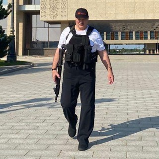 Назарбаев с семьей покинул Казахстан