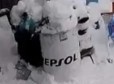 Специалист по ТБ и охране труда взял в руки болгарку и...
