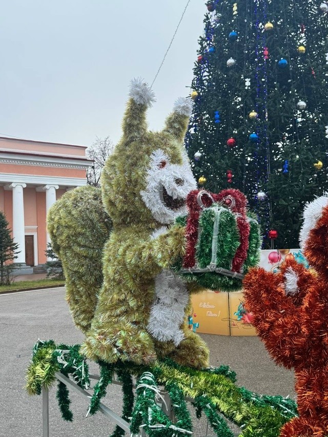 В центре Новосибирска , атмосфера праздники и нового года !