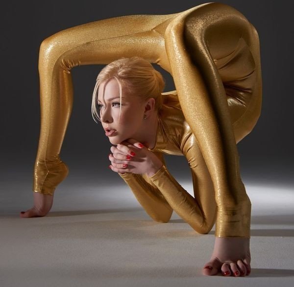 Забавные картинки с девушками
