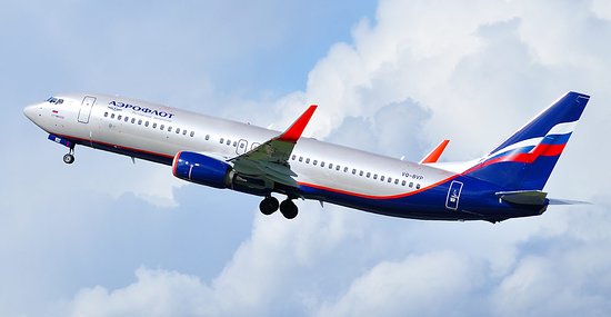 Самолет МС-21 выкатился за пределы взлетно-посадочной полосы в Жуковском