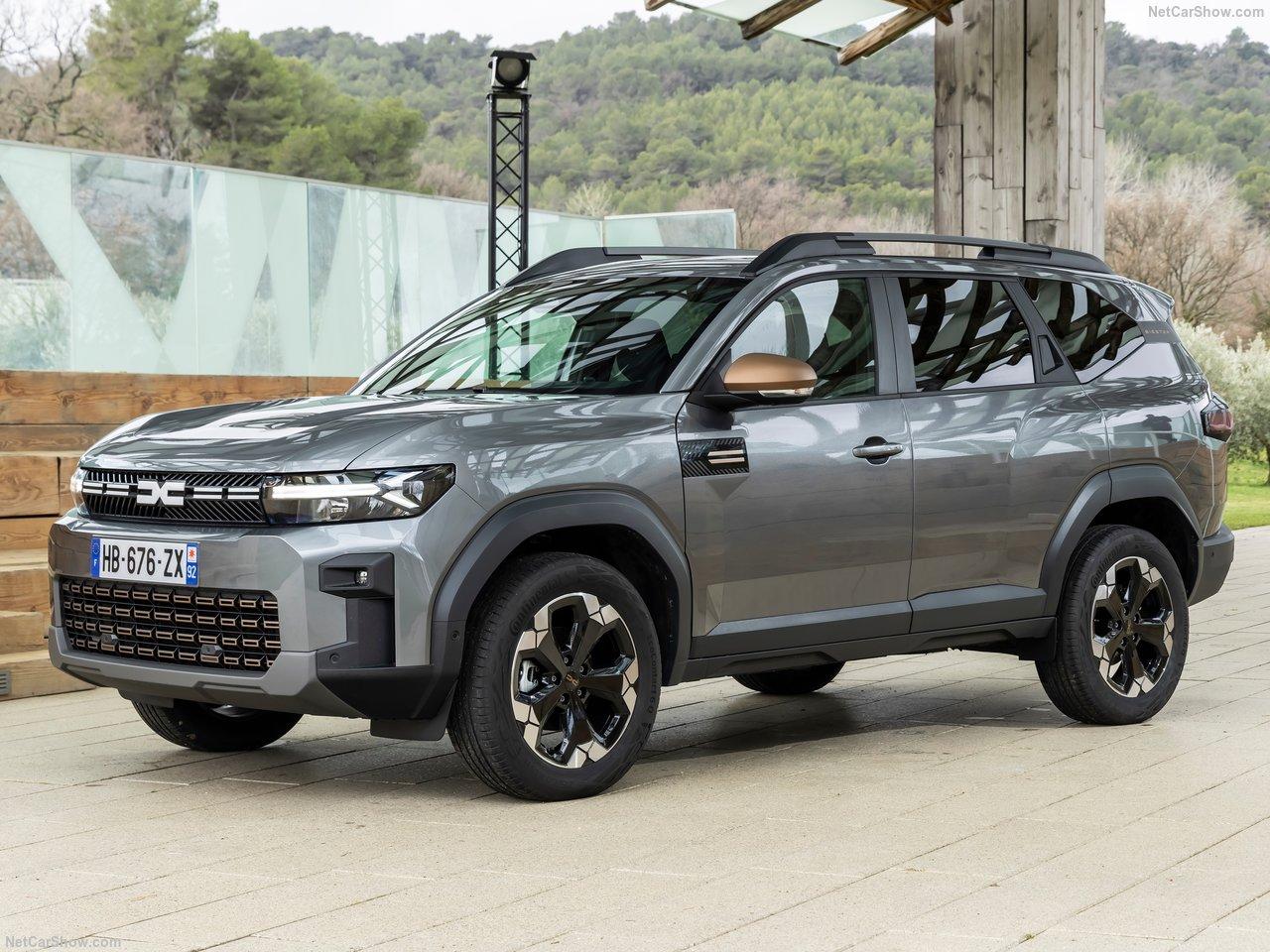 Большой кроссовер Dacia — и один из самых дешёвых на рынке: Bigster поступил в продажу в Европе за 24к. евро (2,2 млн.рублей)