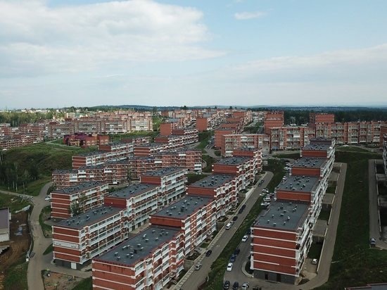 В Иркутске "неожиданно" скользко. Массовое ДТП.