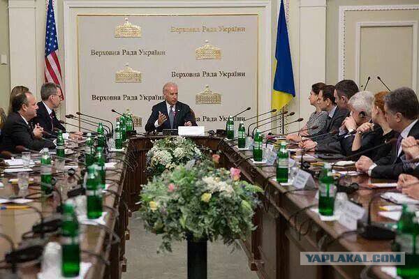 На окраине Славянска началась перестрелка