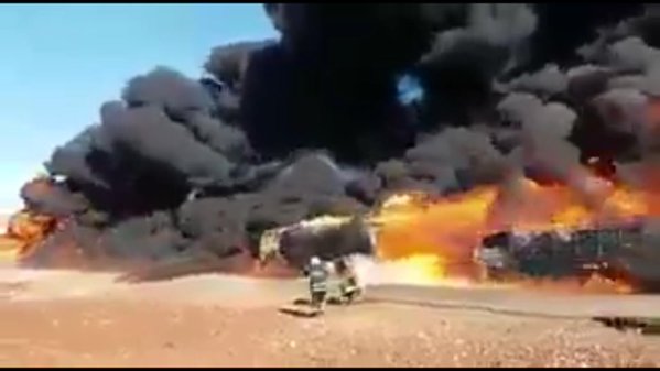 ВКС России раздолбали очередную колонну с нефтью