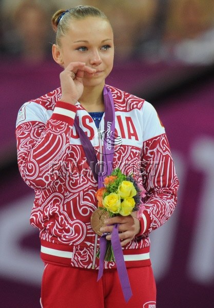 Самая красивая гимнастка выиграла серебро