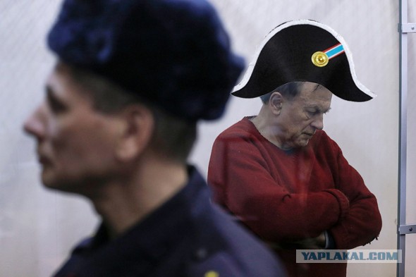 Подозреваемый в убийстве доцент СПбГУ в суде. Фоторепортаж