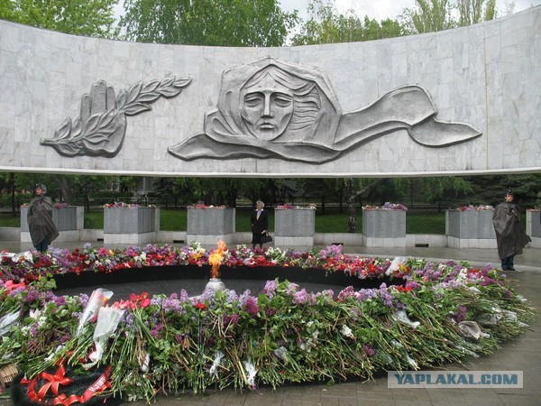 Памятники неизвестному солдату в разных странах ми