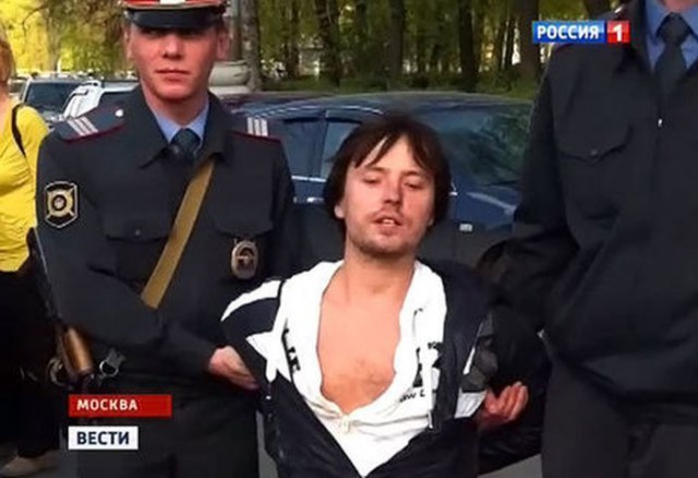 Знаменитые мужчины, прячущие своих жен. Боятся спугнуть свое счастье?