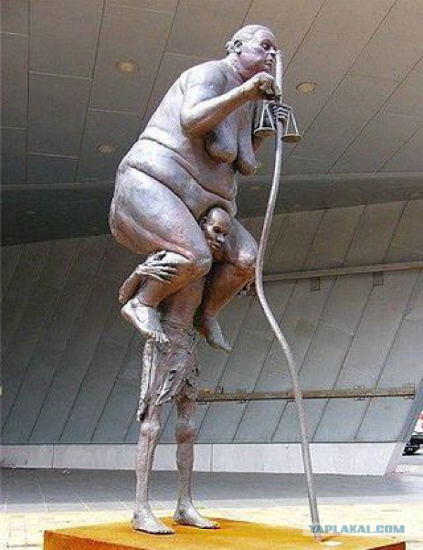 Парня хотят лишить прав за испуг чиновника...