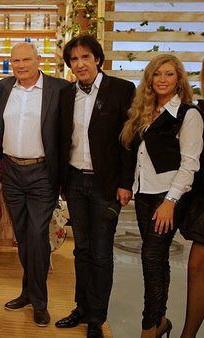 Самой красивой бабушкой может стать 38-летняя россиянка