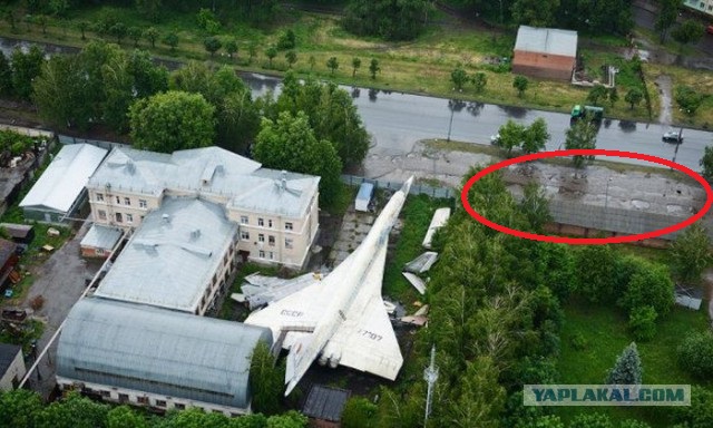 Красавцы.