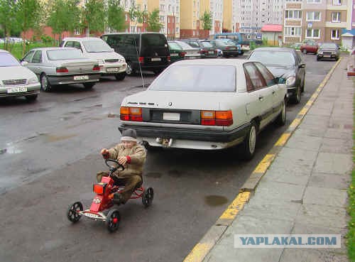 Дальнобойщик выкинул Lancer на встречку