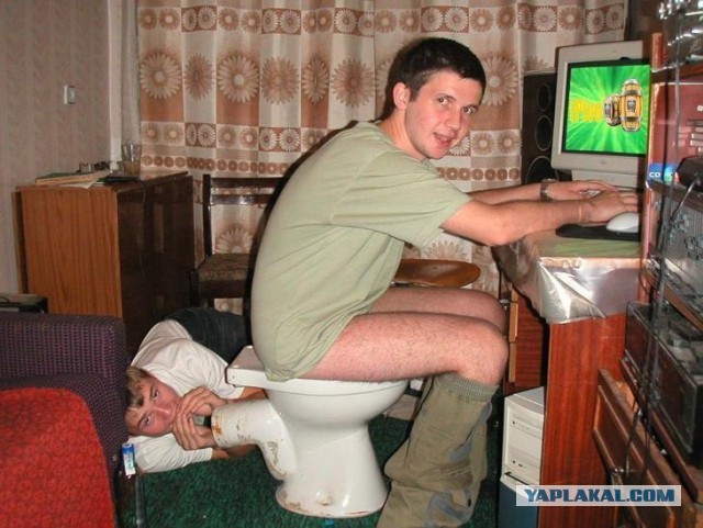 Привет из соцсетей 18+