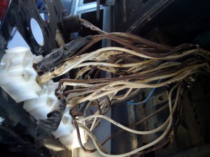 Гниющий UAZ Patriot и два отличных японца!