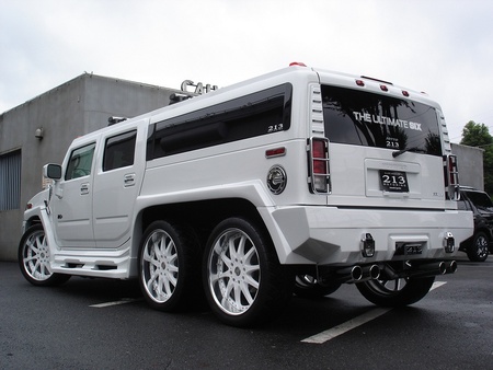 шестиколесный Hummer