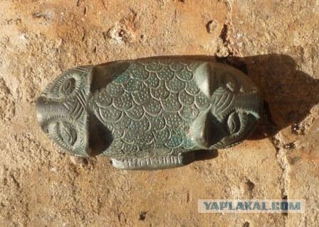 Искатели сокровищ на крымских пляжах