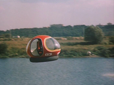 Хорошо в пробках, раньше это была фантастика