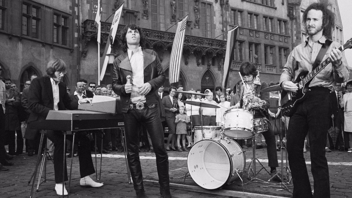 The Doors. Рок н ролл Англия. Рок в Германии в 70х. Музыкальные группы Америки.