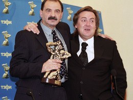 Юрий Стоянов станцевал в честь завершения съемок сериала "Олимпиада"