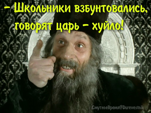 В Питере полицейский достал служебное оружие 18+
