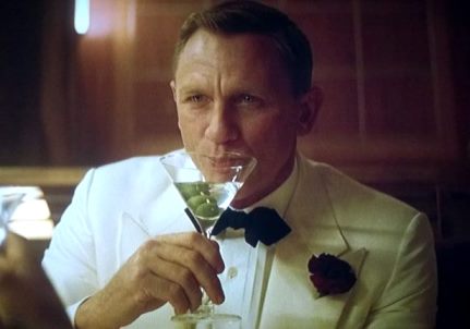 Служба внешней разведки закупила 770 литров алкоголя на почти 10 млн ₽