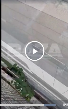 У последнего жителя пятиэтажки в Одинцово, стоящей посреди нового ЖК, наступили настоящие серые будни