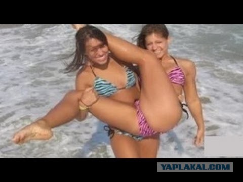 Подводная лодка и нудистский пляж