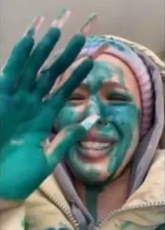 "Можно я здесь мальчика отпетушу?..."