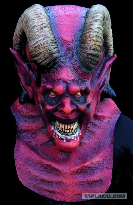 Жуткие маски!