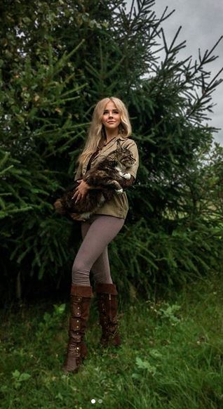 Если бы в местном храме были такие "матушки" - я б может и уверовал