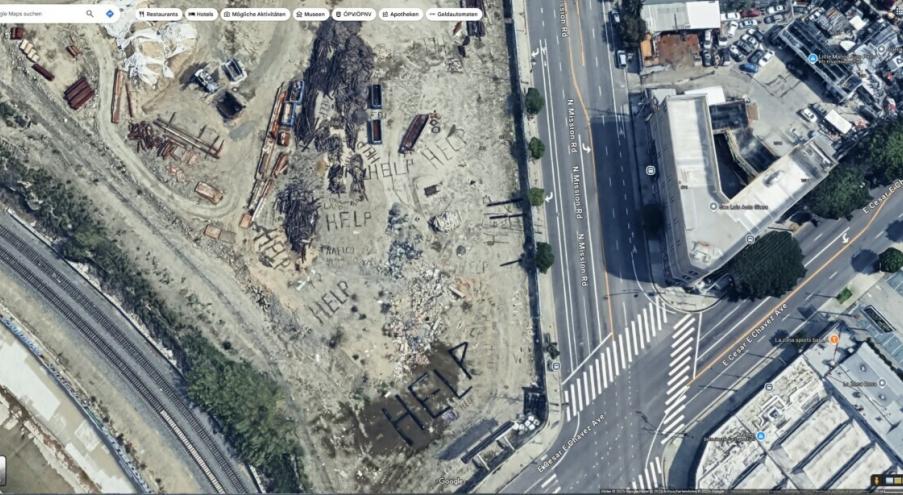 Загадочные надписи «Help!» на снимках Google Maps встревожили американцев
