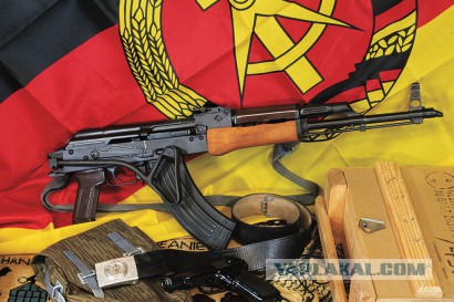 Жители бывшей ГДР: СССР нас бросил, а западные немцы ограбили и превратили в колонию