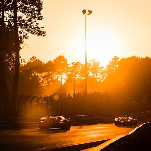 WEC: Стартовал марафон "24 часа Ле-Мана"