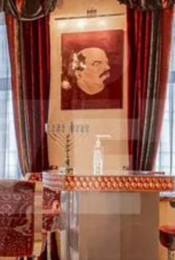 Скромная квартира за миллиард