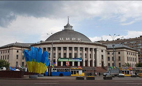 Зеленский бросил вызов Порошенко на стадионе «Олимпийский»