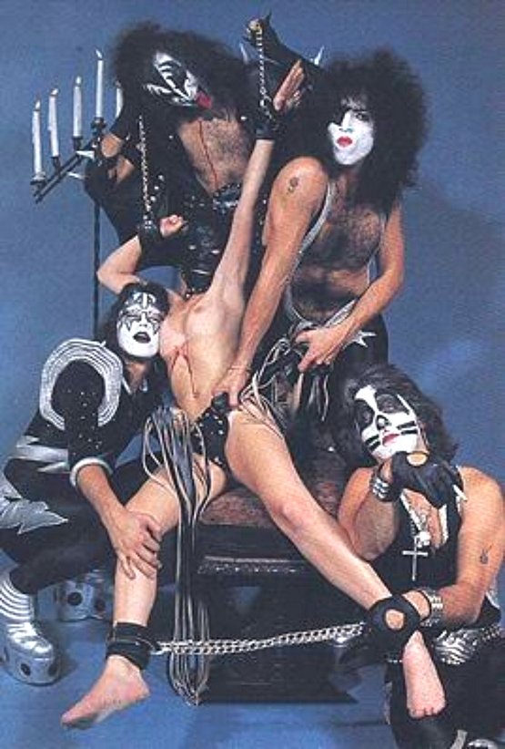 Kiss - Dynasty. История создания