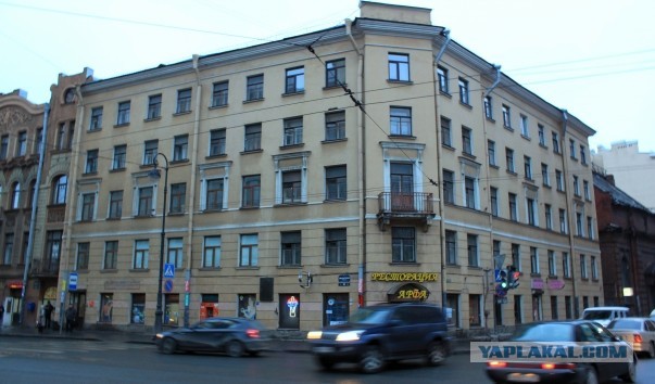 Страна, которая по мнению лидера, производила "галоши" ?!