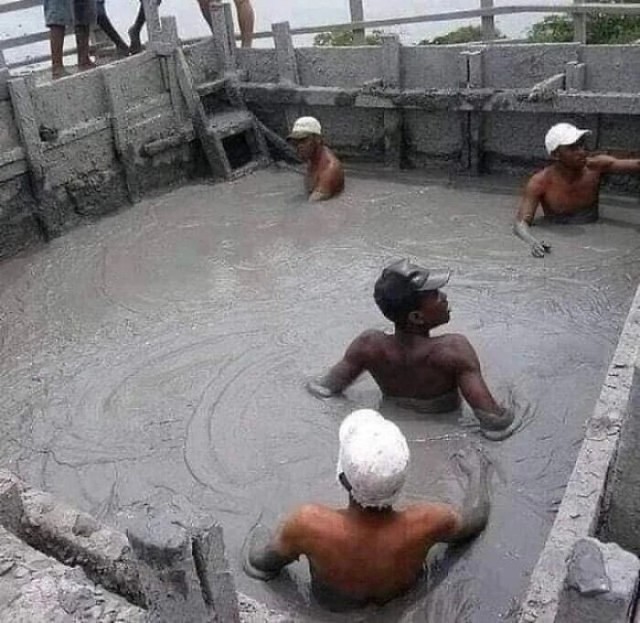 Техника безопасности? Нет, не слышали!