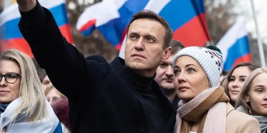 Нейросеть нарисовала белого грабителя