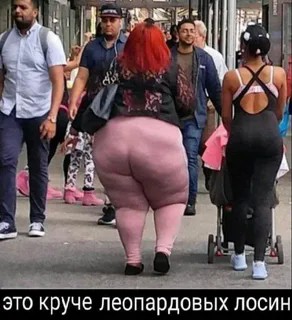 Дама в 40 лет недоумевает — почти никто подходит знакомиться кроме 20-летних мальчиков