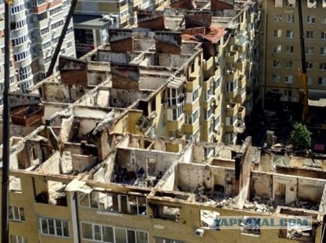 Пожар в восьмиэтажном жилом доме в Краснодаре