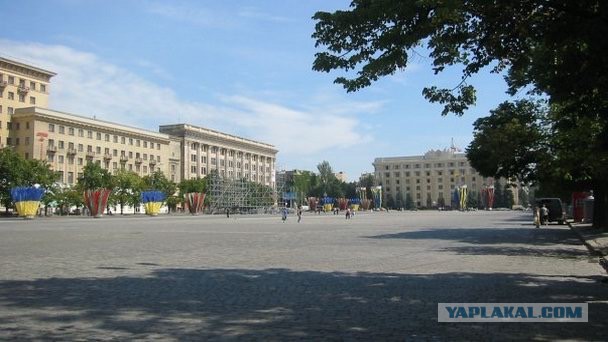 Центральная площадь