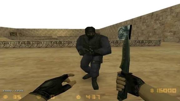 В центре Москвы на Арбате мигранты устроили ножевой бой, ранены три человека