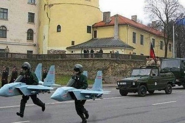 Совсем страх потеряли. (МИД Эстонии о "переносе войны в РФ")
