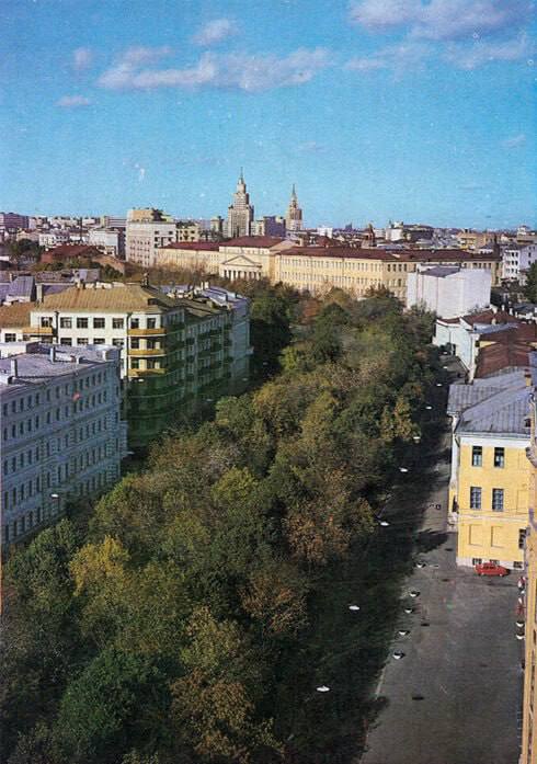 Москва и москвичи. Двадцатый век. 02.12.25