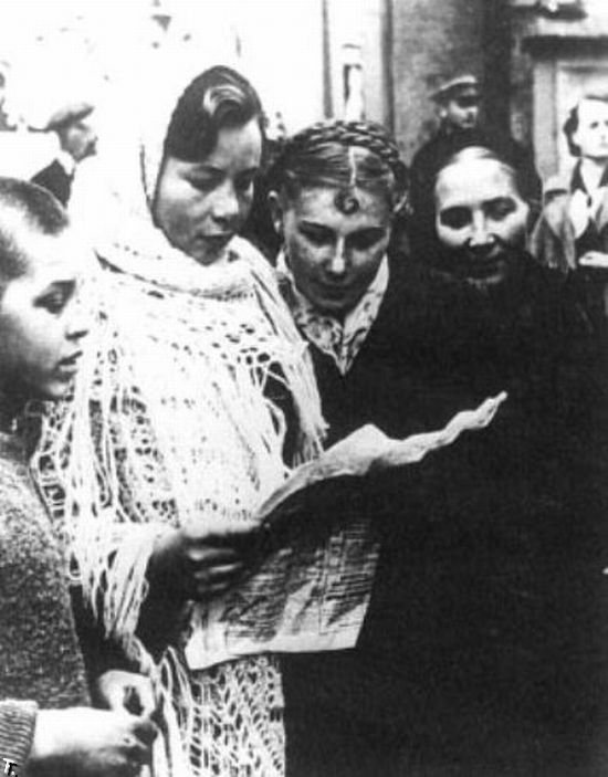 Батькивщина" требует разрешить использовать оружие